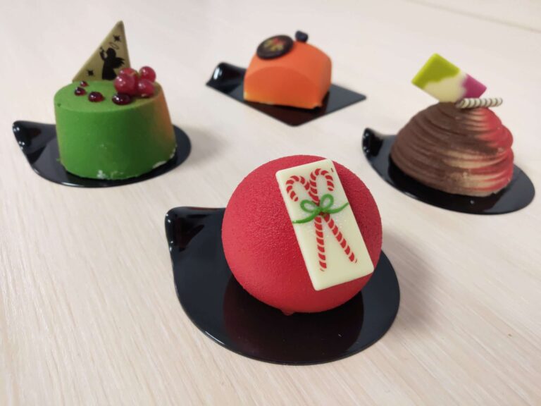 Barbara Luijckx: Chocolate accessories with beautiful colour combinations Barbara Luijckx
