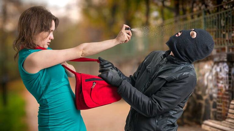 Can you bring pepper spray on a plane? Can you bring pepper spray on a plane